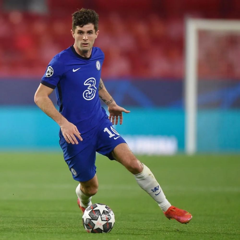 挥了球员个 挥了球员个