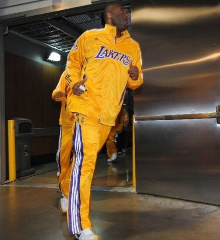 艰难时刻 艰难时刻