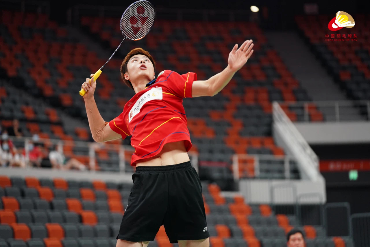 以坚持小个 以坚持小个